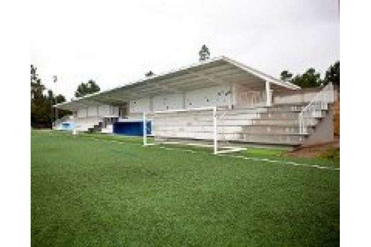 Campo de Fútbol Municipal de Bertamiráns de Ames