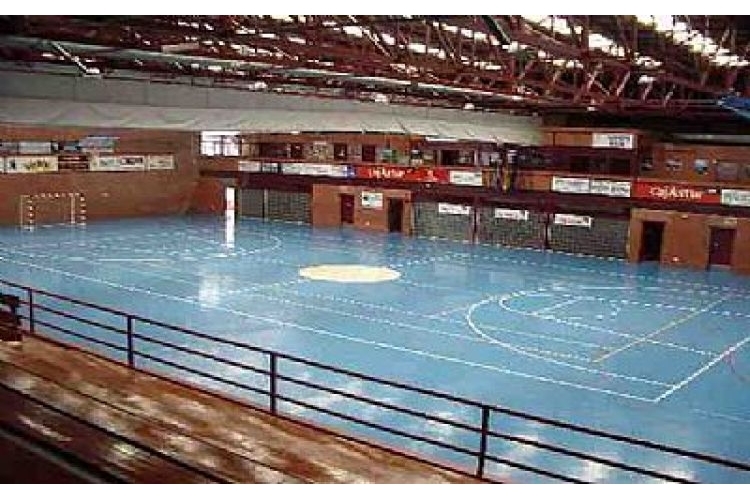 Polideportivo Municipal de Cangas de Narcea