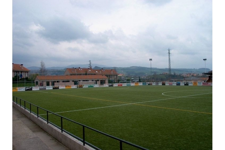 Campo Municipal de Fútbol “Pepín Cadelo” de Puente San Miguel de Reocín
