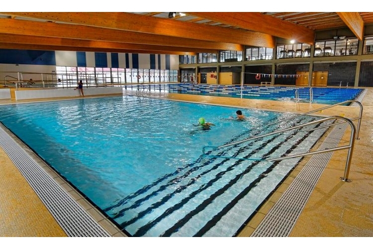 PISCINA COBERTA MUNICIPAL D'ALBORAIA