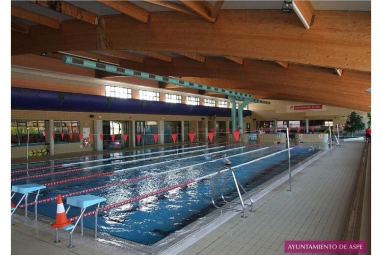 PISCINA CUBIERTA CLIMATIZADA DE ASPE