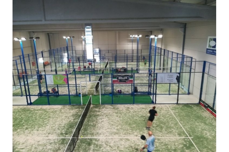 PÀDEL INDOOR BAIX PENEDÈS