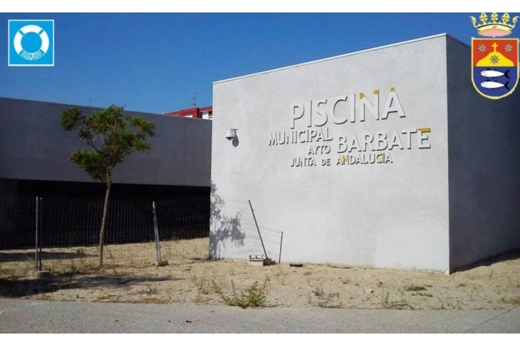 PISCINA CUBIERTA MUNICIPAL DE BARBATE 