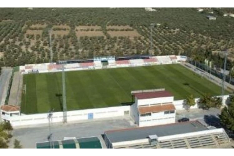 ESTADIO DE FÚTBOL CONSTANTINO NAVARRO DE BAZA