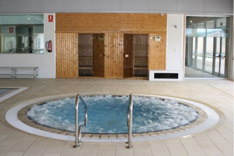 PISCINA COBERTA MUNICIPAL DE BENICÀSSIM