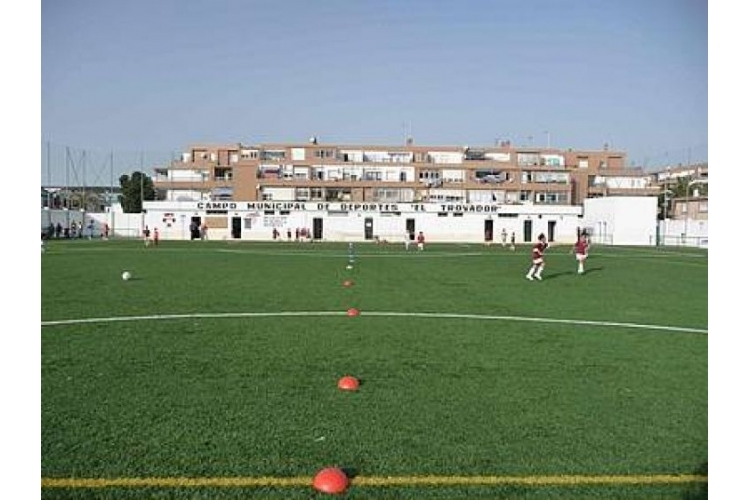 CAMPO DE FÚTBOL C.E.I.P. EL TROVADOR DE CHICLANA DE LA FRONTERA 