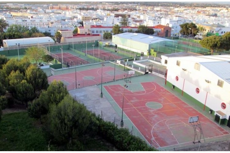 POLIDEPORTIVO MUNICIPAL SANTA ANA DE CHICLANA DE LA FRONTERA