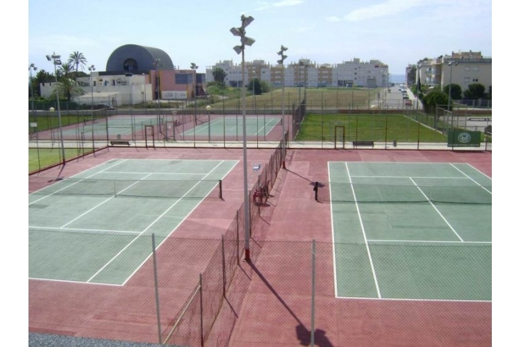 CLUB TENNIS CUBELLES