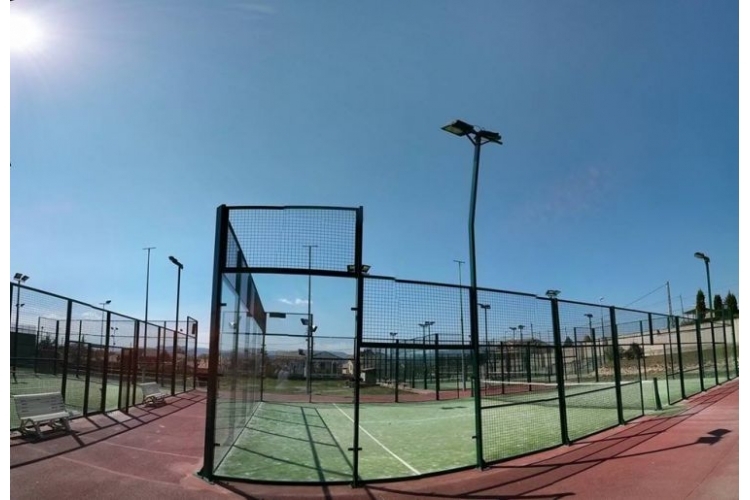 CLUB TENNIS MANLLEU