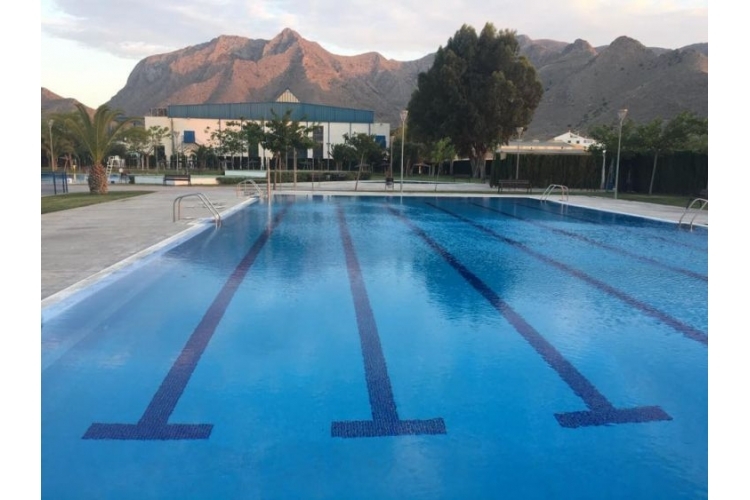 PISCINAS MUNICIPALES DE COX