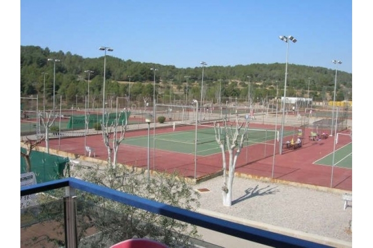 CLUB SPORTS TENNIS CUNIT