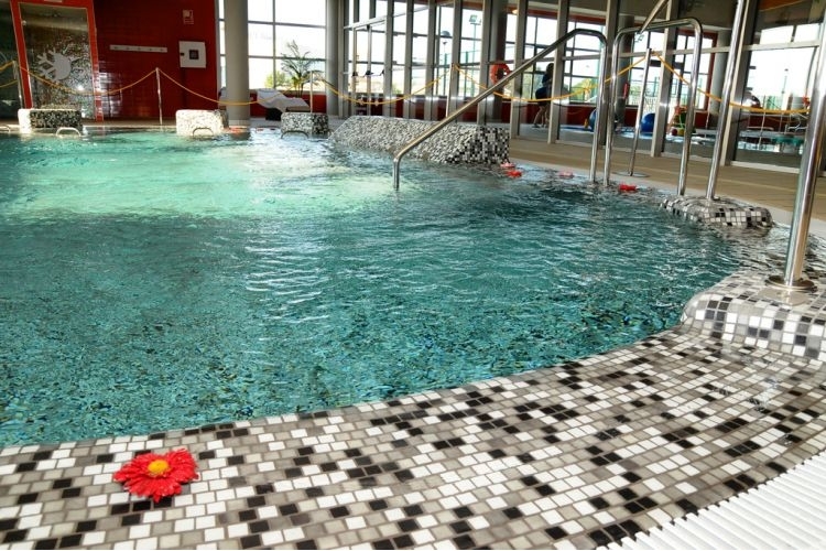 CENTRO DEPORTIVO DÉNIA