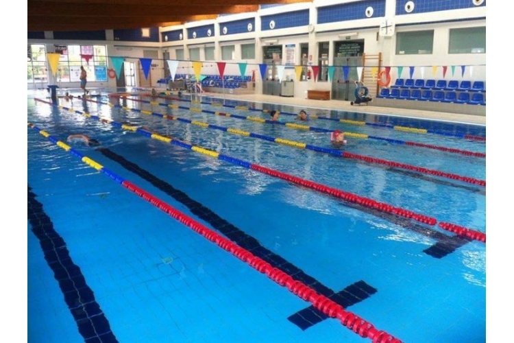  PISCINA CUBIERTA MUNICIPAL DE HUÉTOR TÁJAR