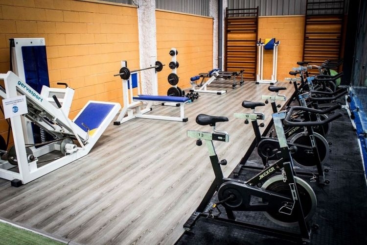 I AM PADEL - INDOOR AMPOSTA PÀDEL