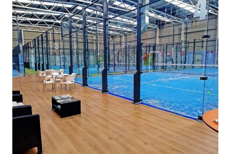 I AM PADEL - INDOOR AMPOSTA PÀDEL