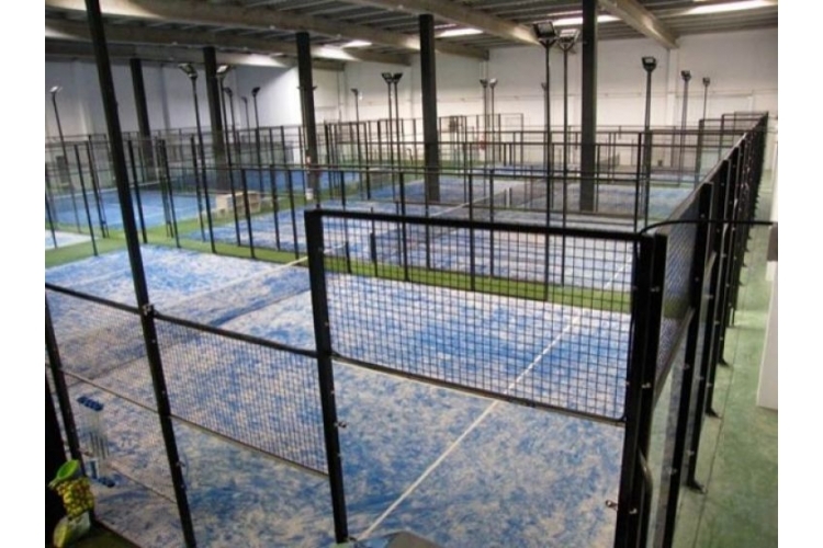INDOOR PÀDEL VIC