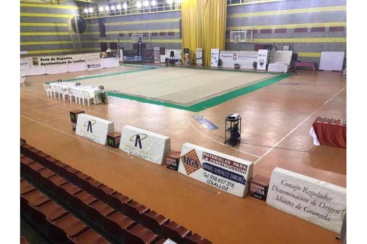  PABELLÓN DE DEPORTES MUNICIPAL DE IZNALLOZ