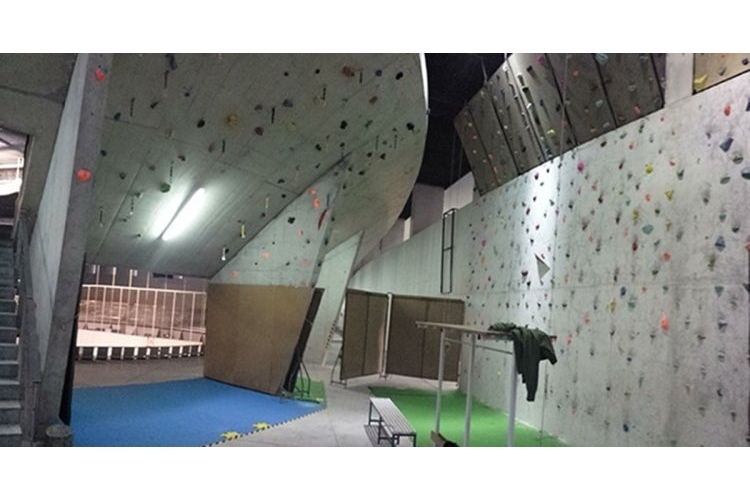 PALACIO DE DEPORTES DE CHAPÍN DE JEREZ DE LA FRONTERA