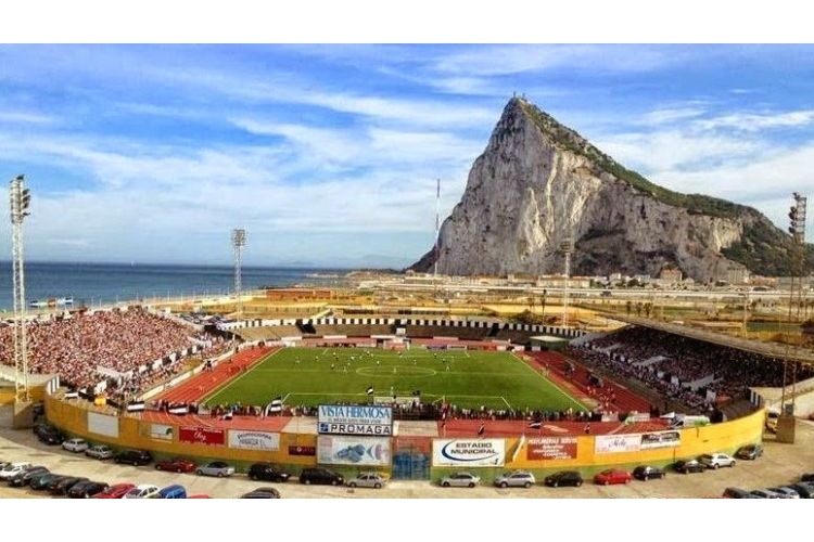 ESTADIO MUNICIPAL DE LA LÍNEA DE LA CONCEPCIÓN