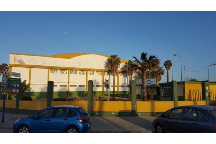 PABELLÓN MUNICIPAL DE LA LÍNEA DE LA CONCEPCIÓN