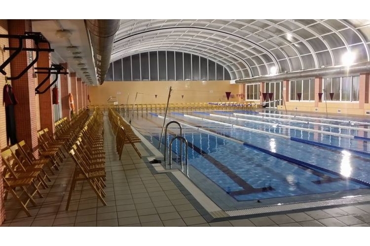 PISCINA CUBIERTA MUNICIPAL DE LA ZUBIA 