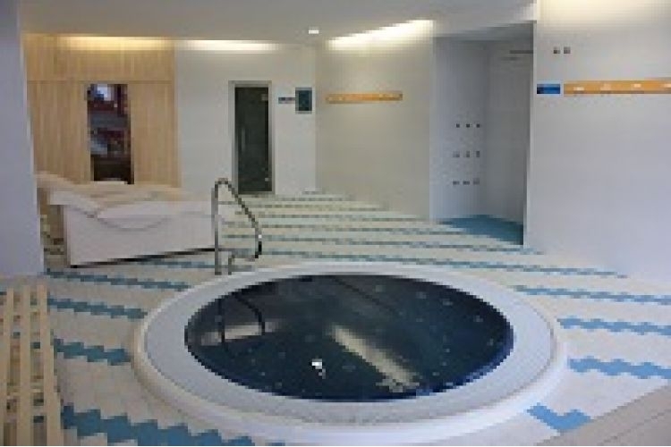 PISCINA MUNICIPAL COBERTA DE LLÍRIA