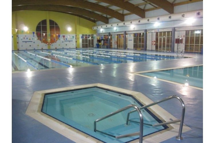 PISCINA COBERTA MUNICIPAL DE MANISES