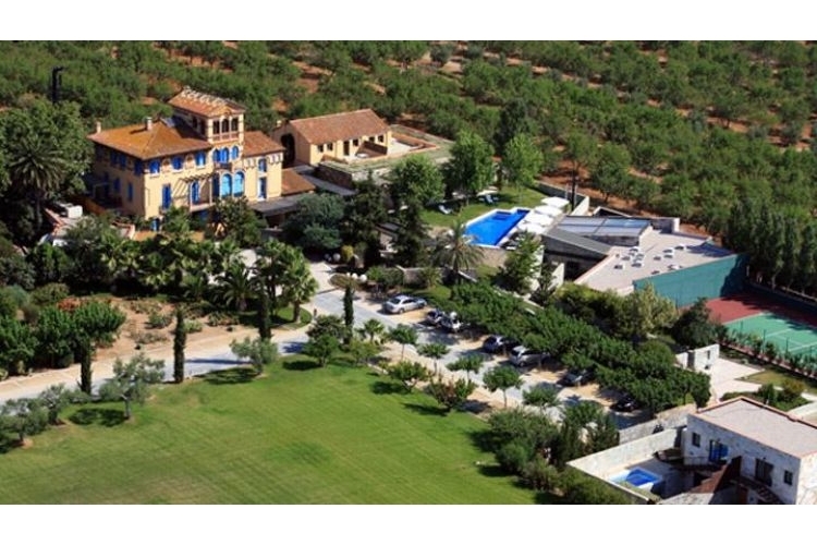 CLUB DE PÀDEL WELLNESS MAS PASSAMANER