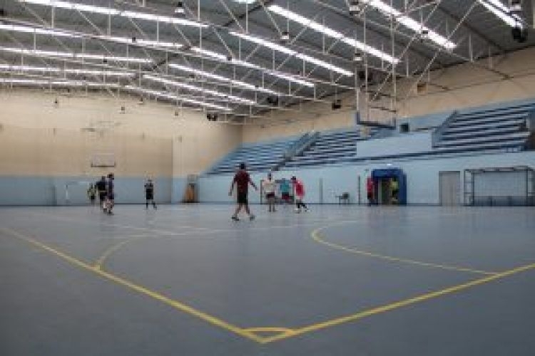 Interior Polideportivo de Oñón de Mieres