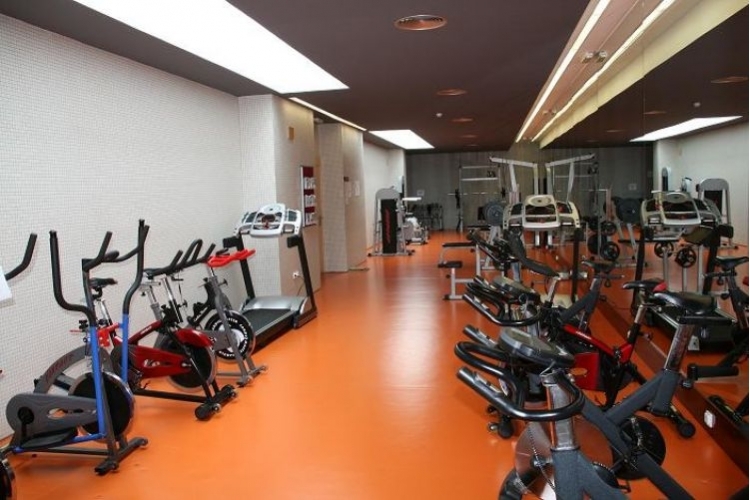 PABELLÓN POLIDEPORTIVO DE MONCOFA