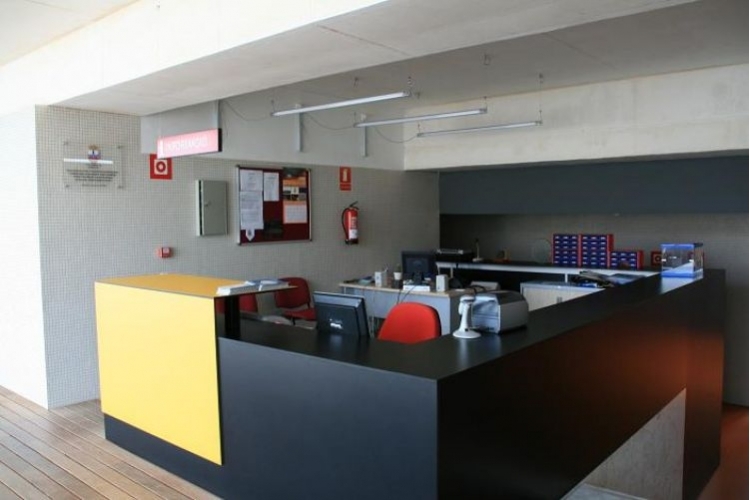 PABELLÓN POLIDEPORTIVO DE MONCOFA