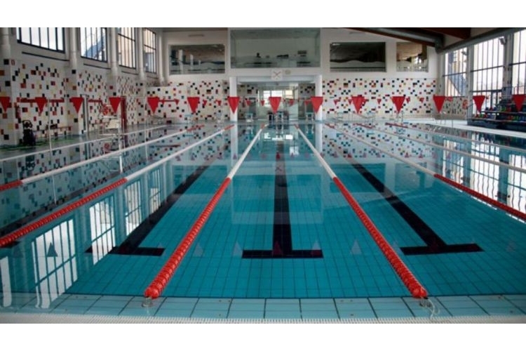 CENTRO ACUÁTICO Y DEPORTIVO MONÓVAR 