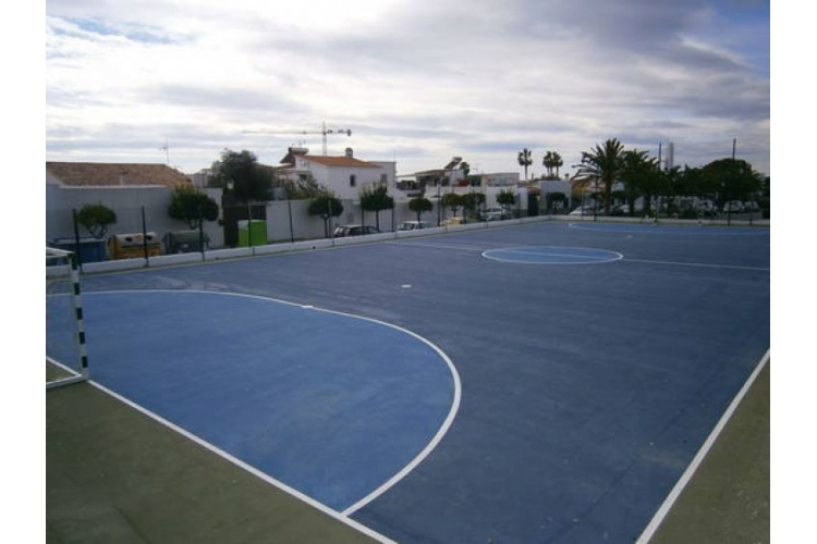  COMPLEJO POLIDEPORTIVO DE PUNTALÓN DE MOTRIL