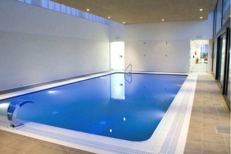 Piscina Climatizada de Oliva de la Frontera