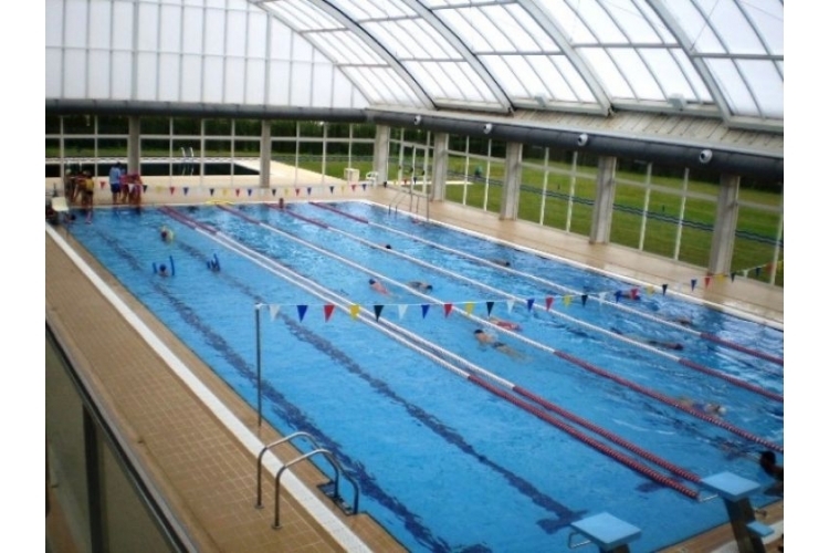 PISCINA COBERTA MUNICIPAL D'ONDARA