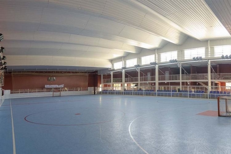 PABELLÓN POLIDEPORTIVO CARLOS TAULÉ Y PISTAS DE PÁDEL MUNICIPALES DE OROPESA DEL MAR