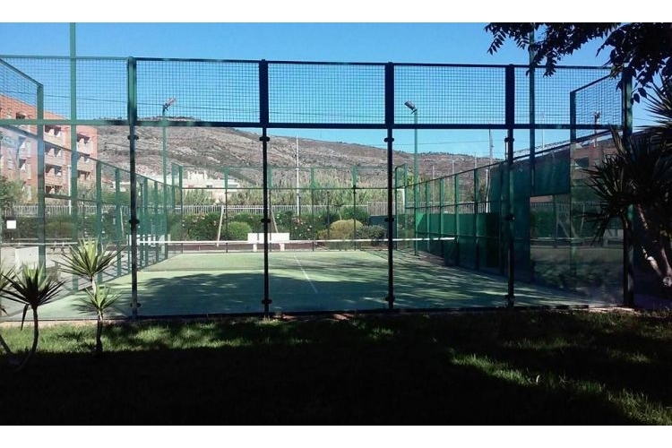 PABELLÓN POLIDEPORTIVO CARLOS TAULÉ Y PISTAS DE PÁDEL MUNICIPALES DE OROPESA DEL MAR