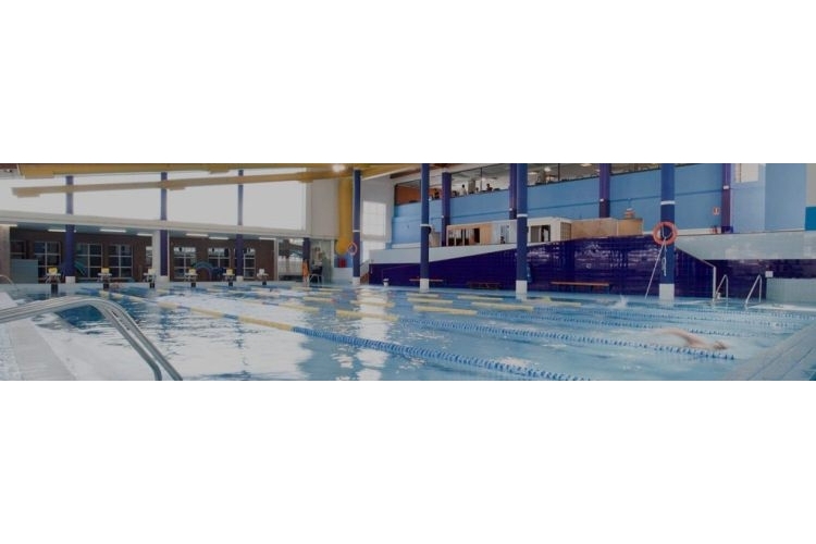 Piscina del Complejo Deportivo Otero de Oviedo