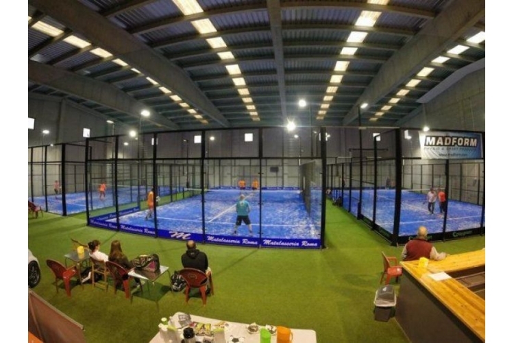 PÀDEL INDOOR TONA