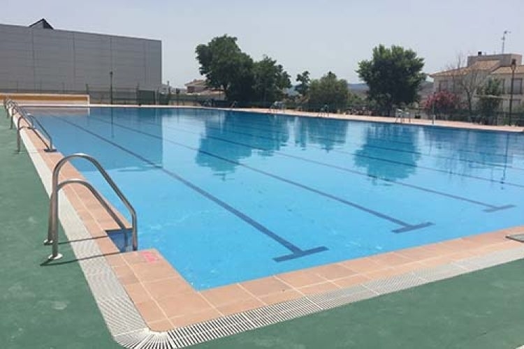 PISCINA MUNICIPAL DE EL PADUL