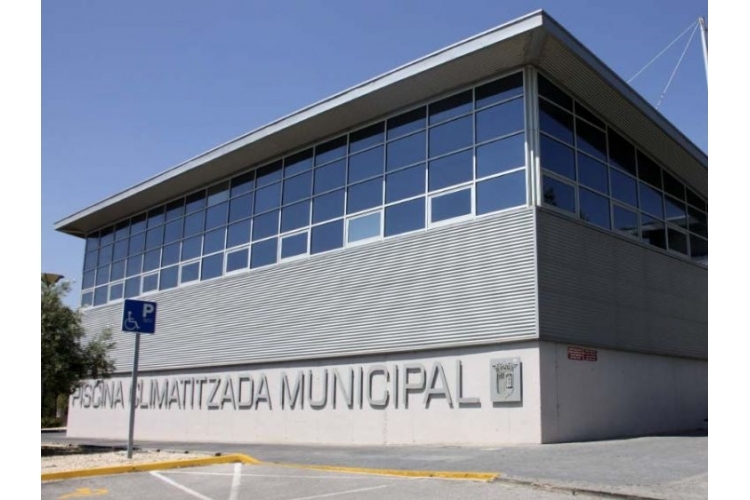 PISCINA CUBIERTA MUNICIPAL DE PATERNA