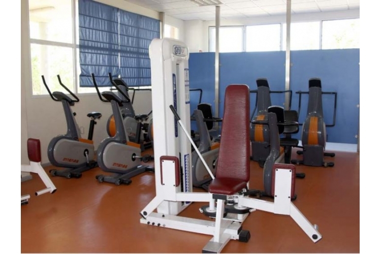POLIDEPORTIVO MUNICIPAL VALTERNA NORD DE PATERNA
