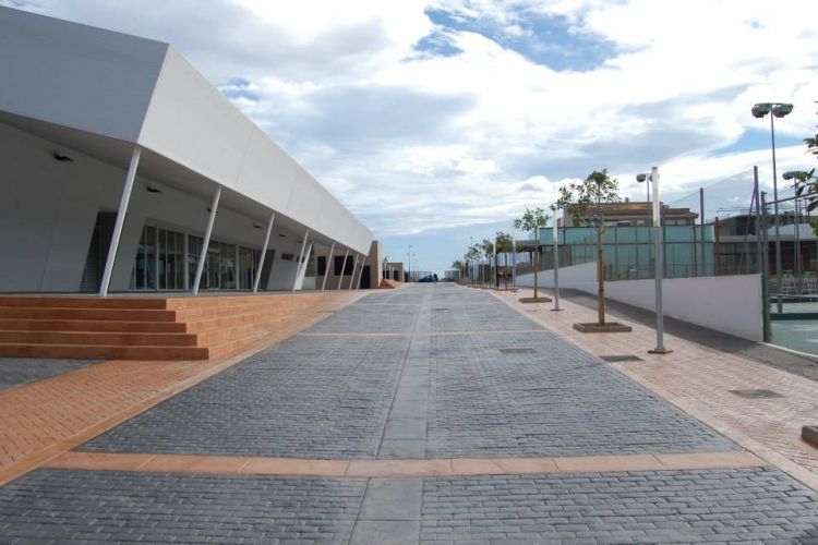 CIUTAT ESPORTIVA DE LA POBLA DE VALLBONA