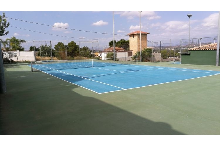 POLIDEPORTIVO MUNICIPAL DE RIBA-ROJA DE TÚRIA