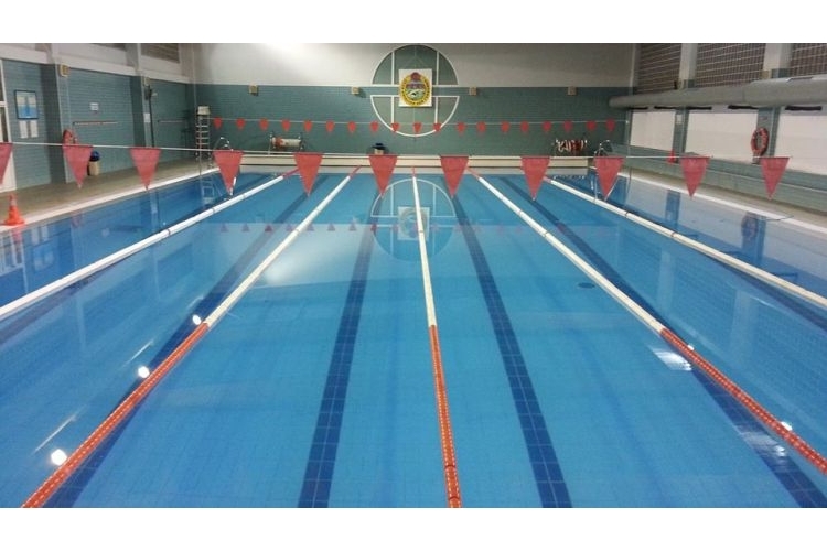 PISCINA CUBIERTA LA MAGDALENA DE SAN FERNANDO