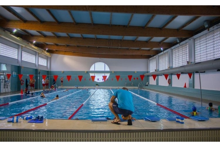 PISCINA CUBIERTA LA MAGDALENA DE SAN FERNANDO