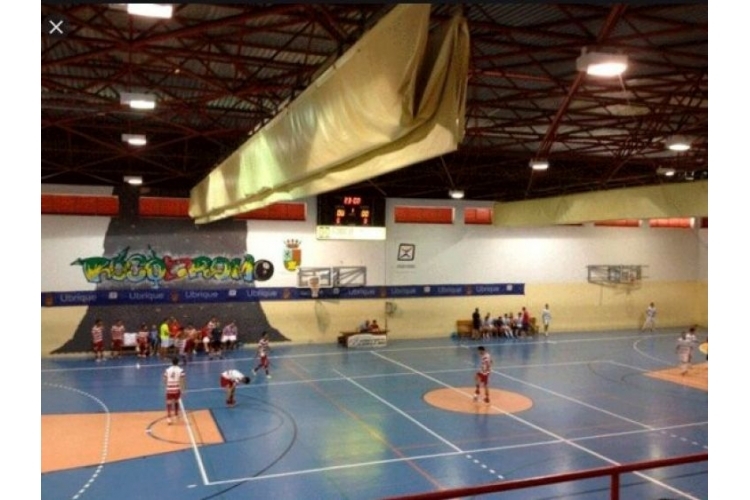 PABELLÓN POLIDEPORTIVO MUNICIPAL DE UBRIQUE 