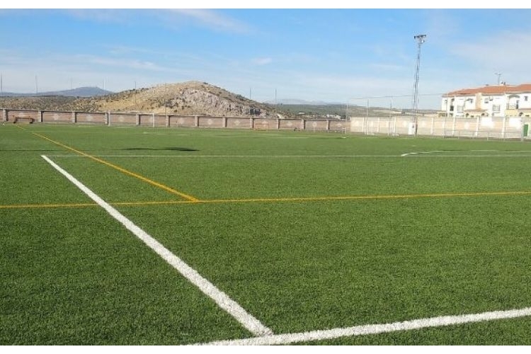 CAMPO DE FÚTBOL MUNICIPAL DE IZNALLOZ 