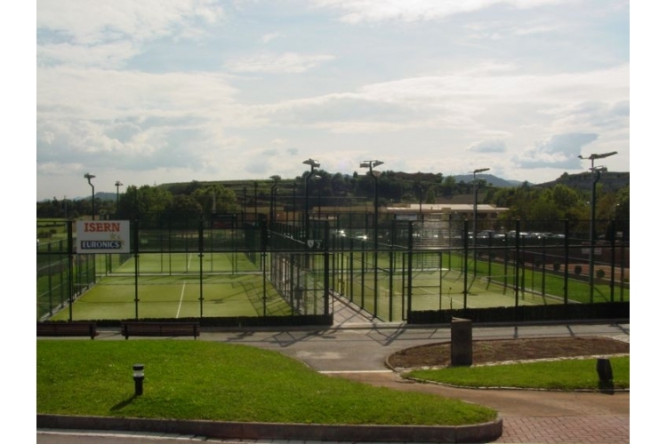 CLUB TENNIS VIC