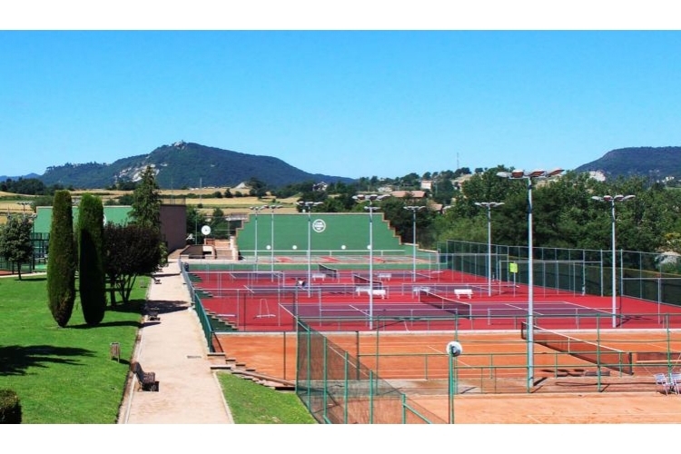 CLUB TENNIS VIC